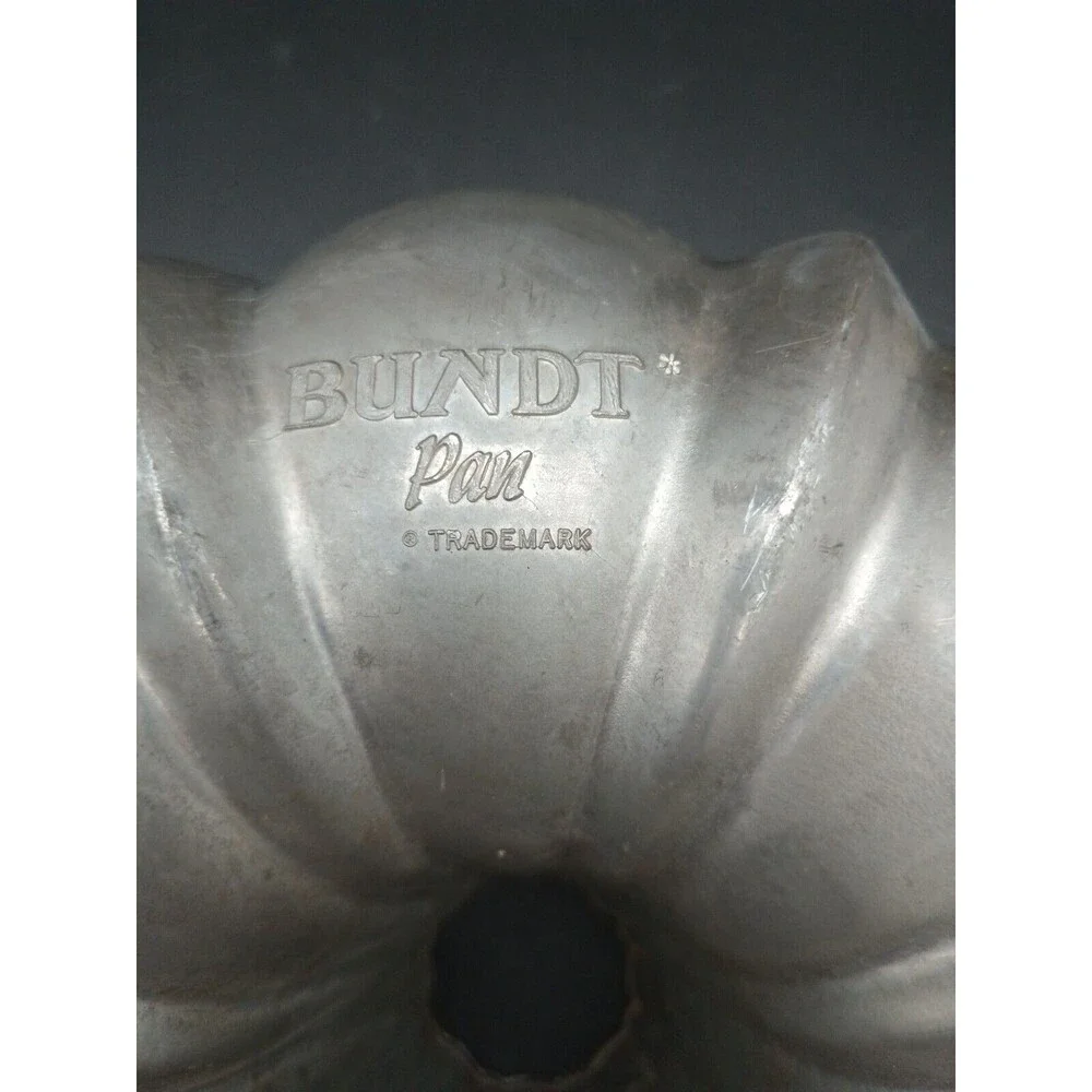Vintage Northland Aluminum Products Inc, Original Bundt Cake Pan